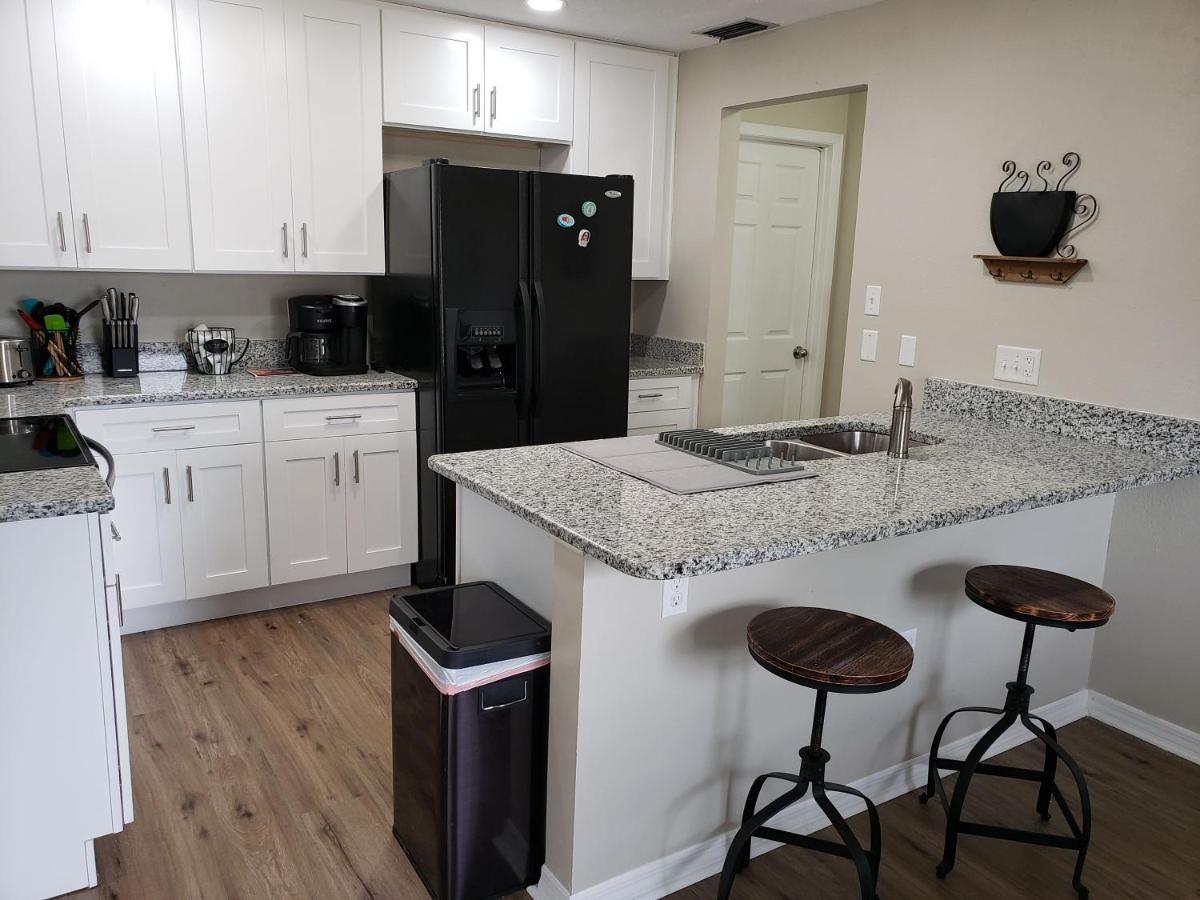 Shell Near The Sea, 2-Br Pet Friendly Home Venice Extérieur photo