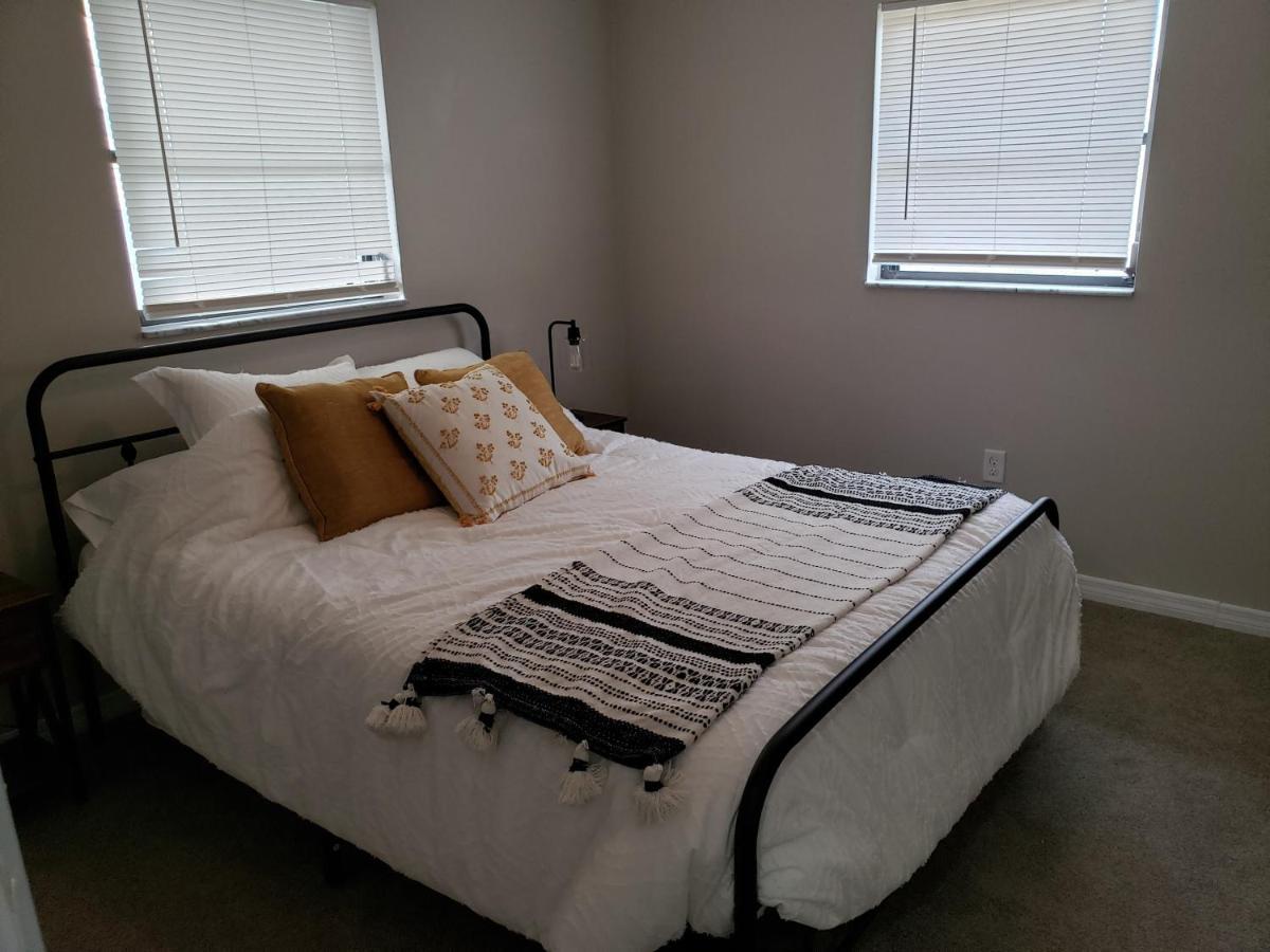 Shell Near The Sea, 2-Br Pet Friendly Home Venice Extérieur photo